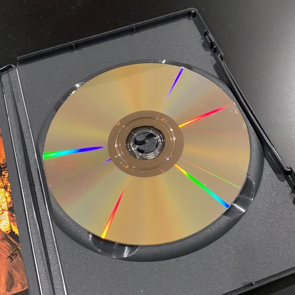 Firestorm - DVD - Picture 4 of 4